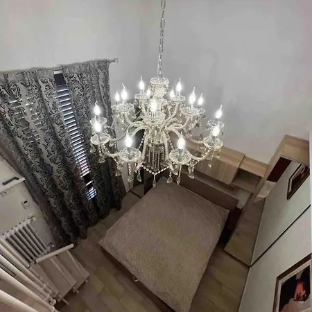 Modern With Two Terraces In The Center מונטה קטיני טרמה