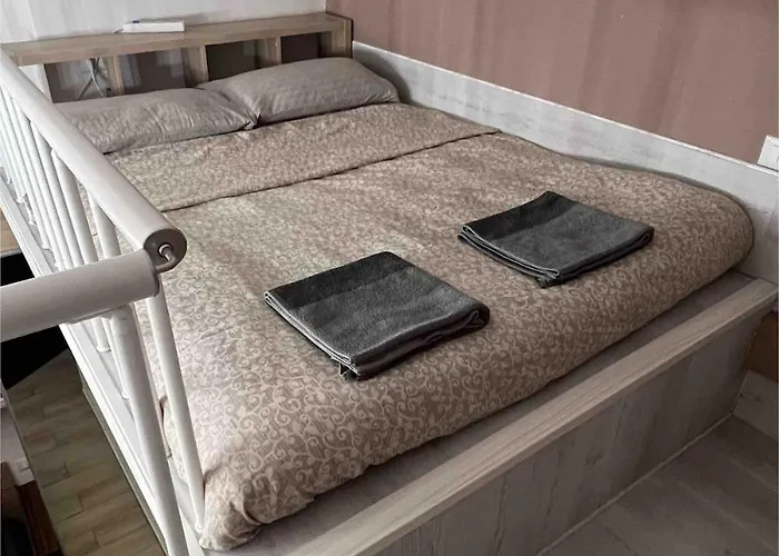 Modern With Two Terraces In The Center Montecatini Terme